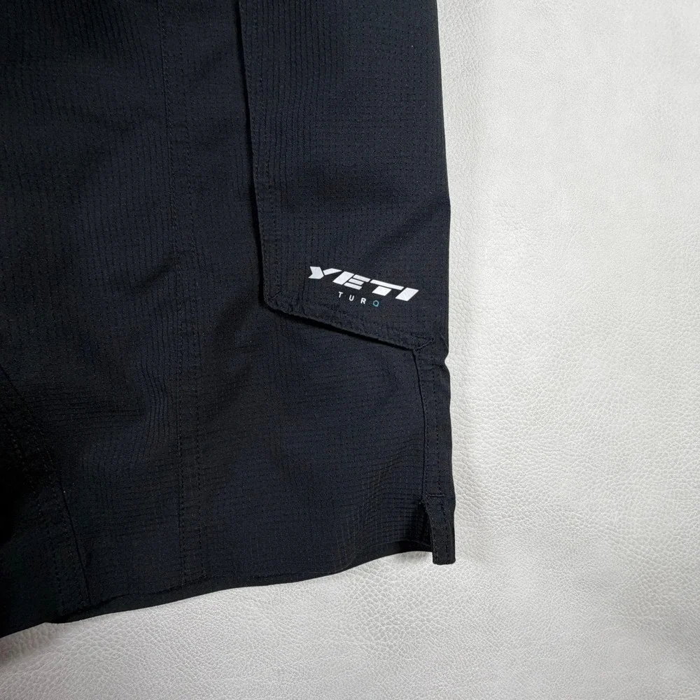 Yeti Turq Mens Mountain Bike Shorts Black Size Medium MTB Cycling Trail Biking‎